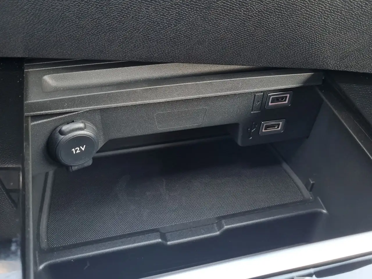Opel Astra L Plug IN Edition*Navi*Kamera*SHZ*LHZ*PDC — معرض صور السيارة 21