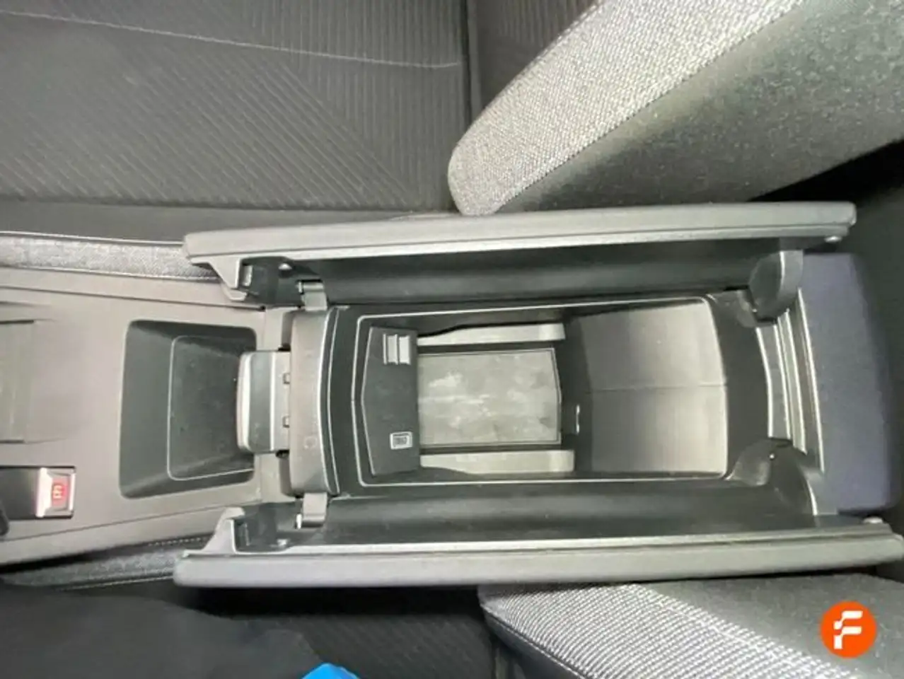 Peugeot 308 1.5 BlueHDi S&S Active EAT8 130 — Galerie du véhicule 23