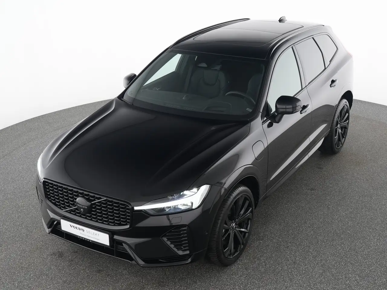 Volvo XC60 T8 AWD Plus Black Edition B&W-SOUND*HUD*360 — Vehicle gallery 15