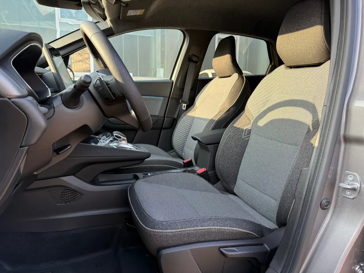 Renault Captur Techno Mild Hybrid 160 EDC Facelift / VERFÜGBAR — Vehicle gallery 9