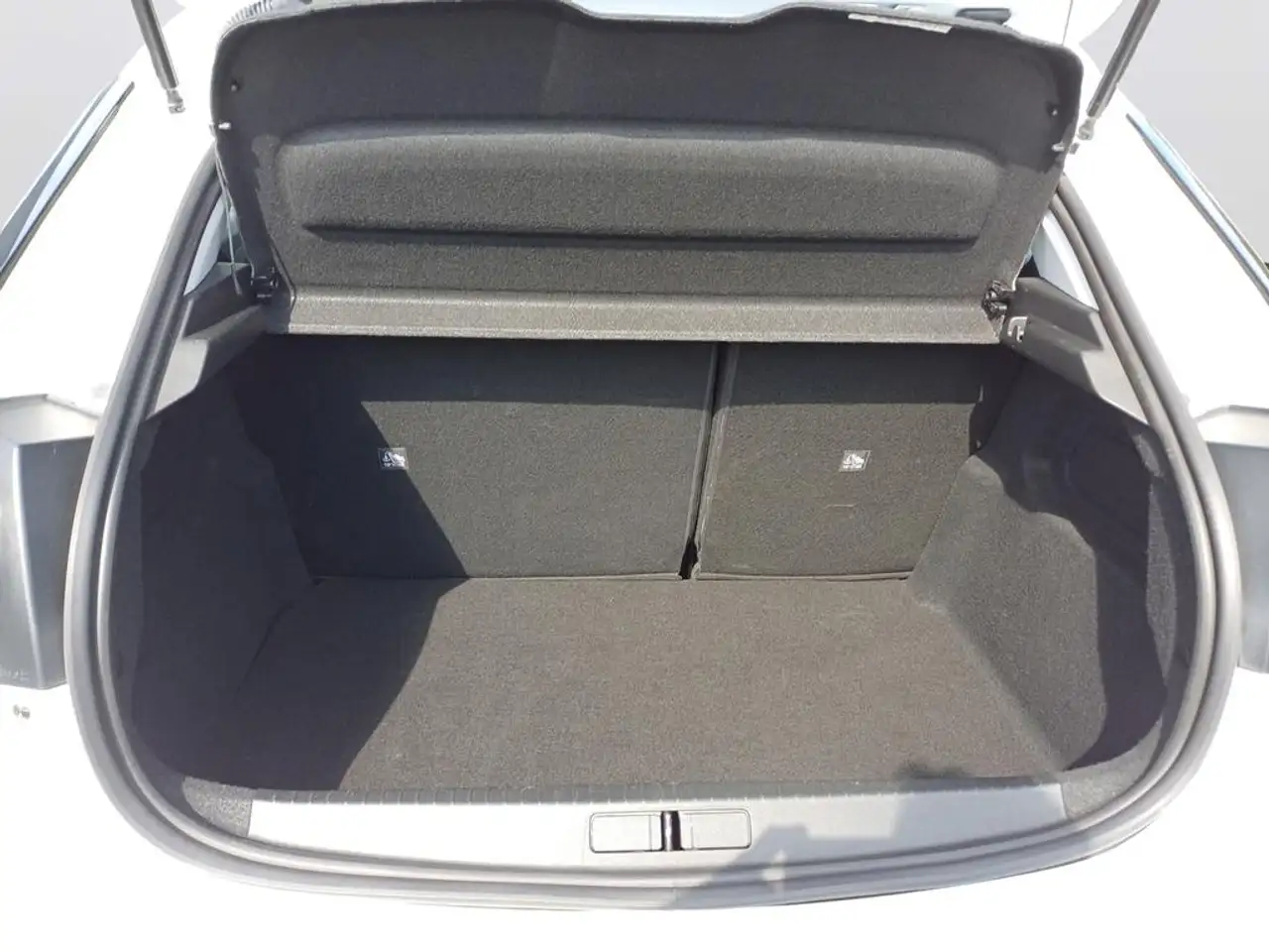Opel Corsa . 1.2 74 kW (100 PS) — Vehicle gallery 7