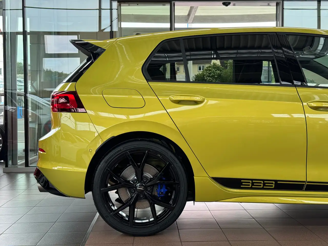 Volkswagen Golf R VIII 046/333 Limited Edition 4Motion R Akrapovic 19" — Galería del vehículo 11