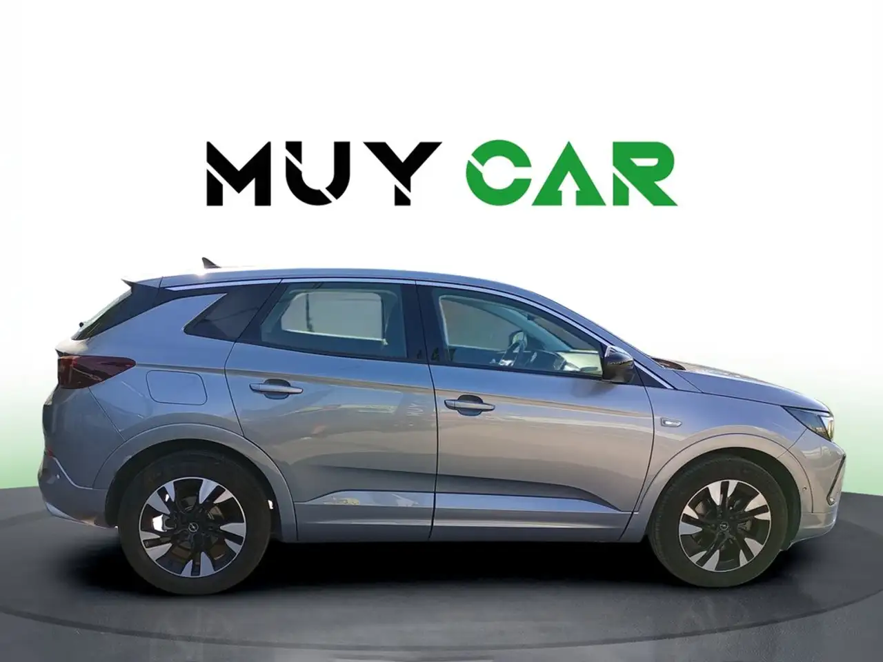 Opel Grandland 1.2T S&S Design & Tech 130 — معرض صور السيارة 8