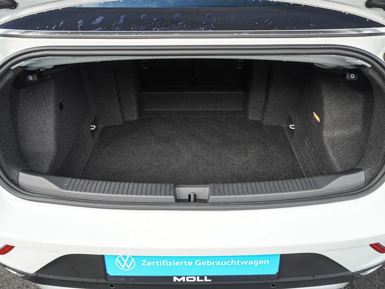 Volkswagen T-Roc Cabriolet 1.0 TSI Move LED LHZ ACC AMBIENTE — Galerie du véhicule 16