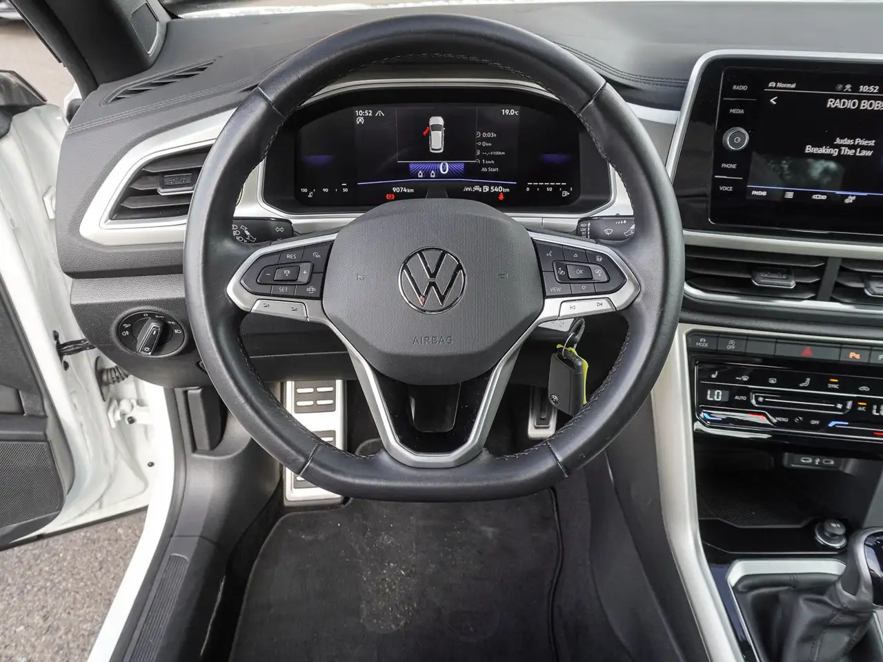 Volkswagen T-Roc Cabriolet 1.0 TSI Move LED LHZ ACC AMBIENTE — Galerie du véhicule 10