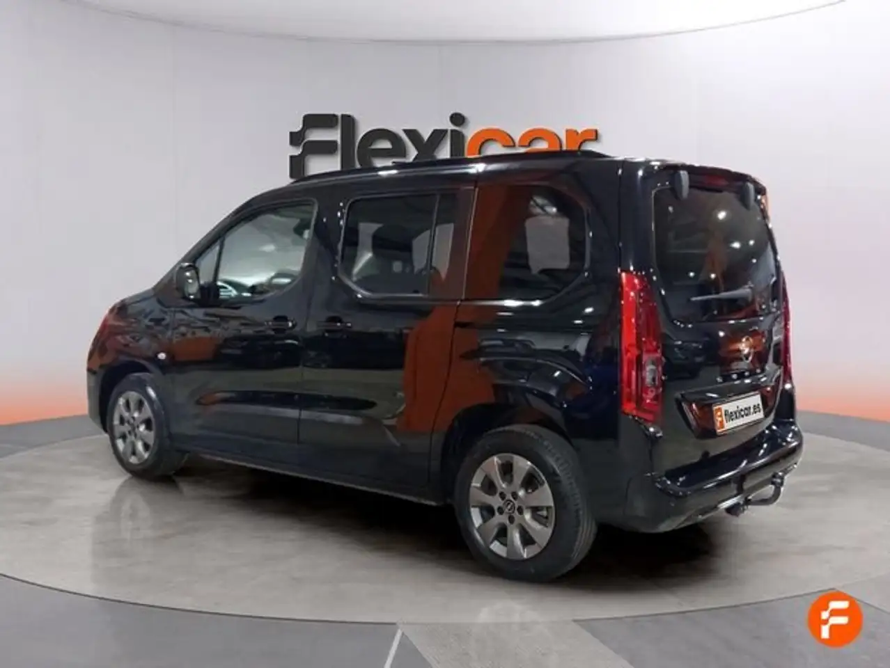 Opel Combo 100 Cv 1.5 Td S/S MT6 €6.4 — معرض صور السيارة 9