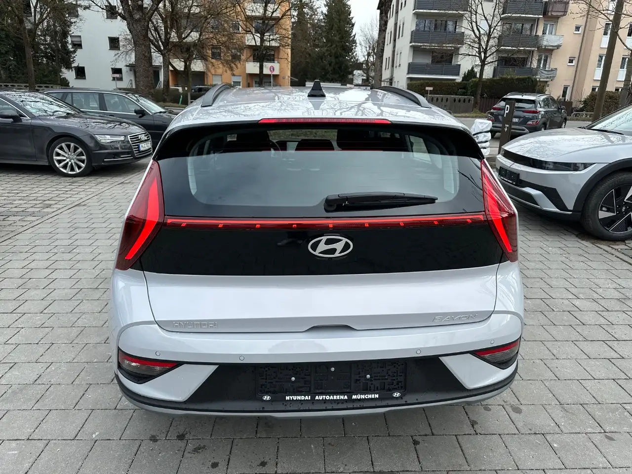 Hyundai BAYON 1.0 T-GDI Trend FLA SpurH LM LED Navi PDC — Galerie du véhicule 6