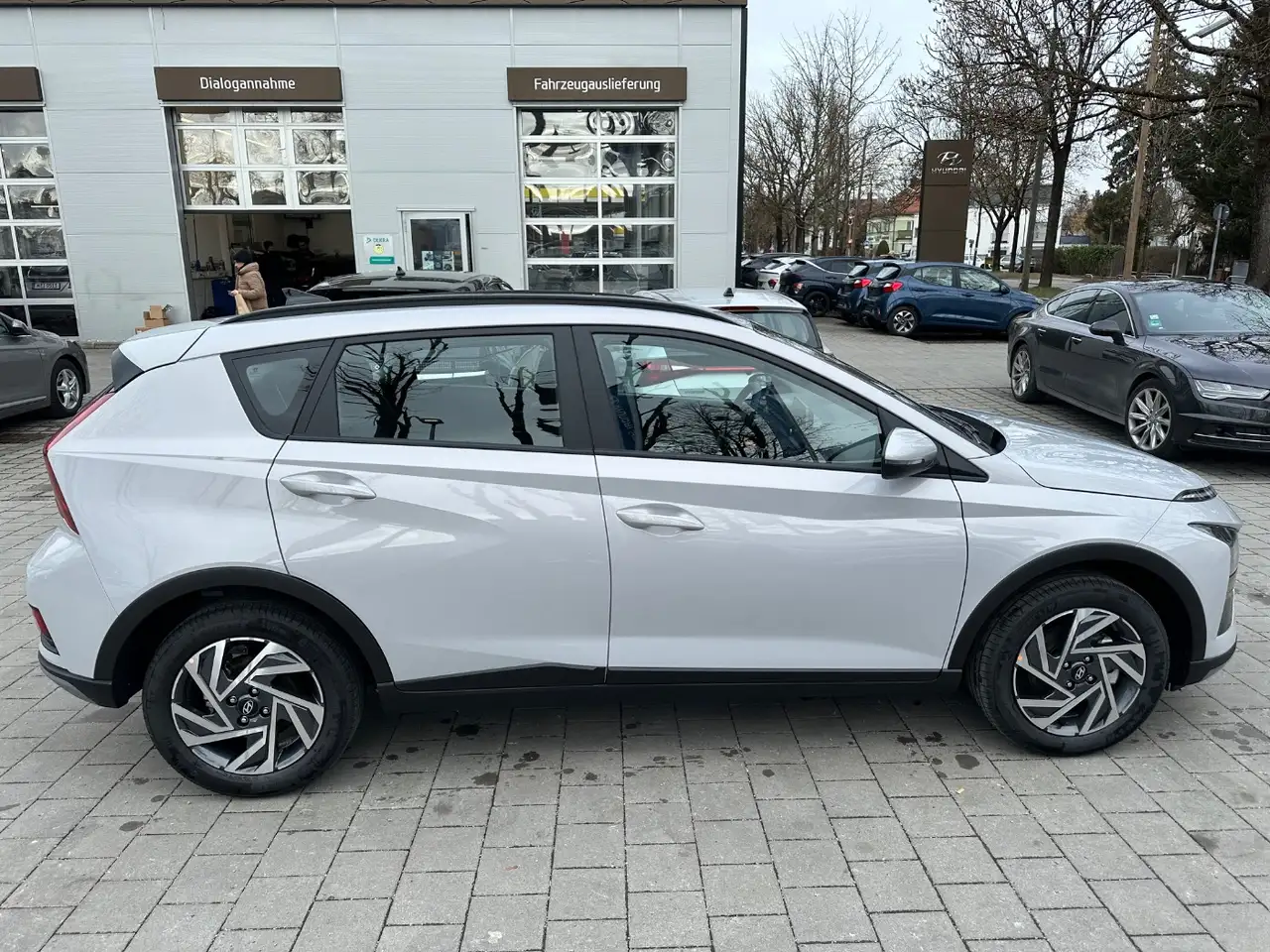 Hyundai BAYON 1.0 T-GDI Trend FLA SpurH LM LED Navi PDC — Galerie du véhicule 8
