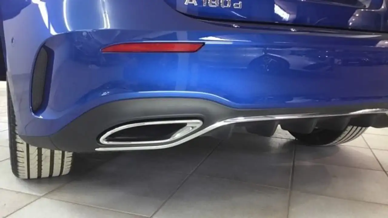 Mercedes-Benz A 180 180d — Vehicle gallery 12