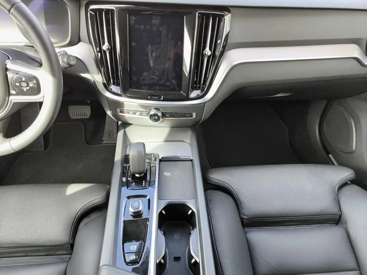 Volvo V60 B4 Benzin Plus Dark ACC / BLIS / 360° — معرض صور السيارة 15