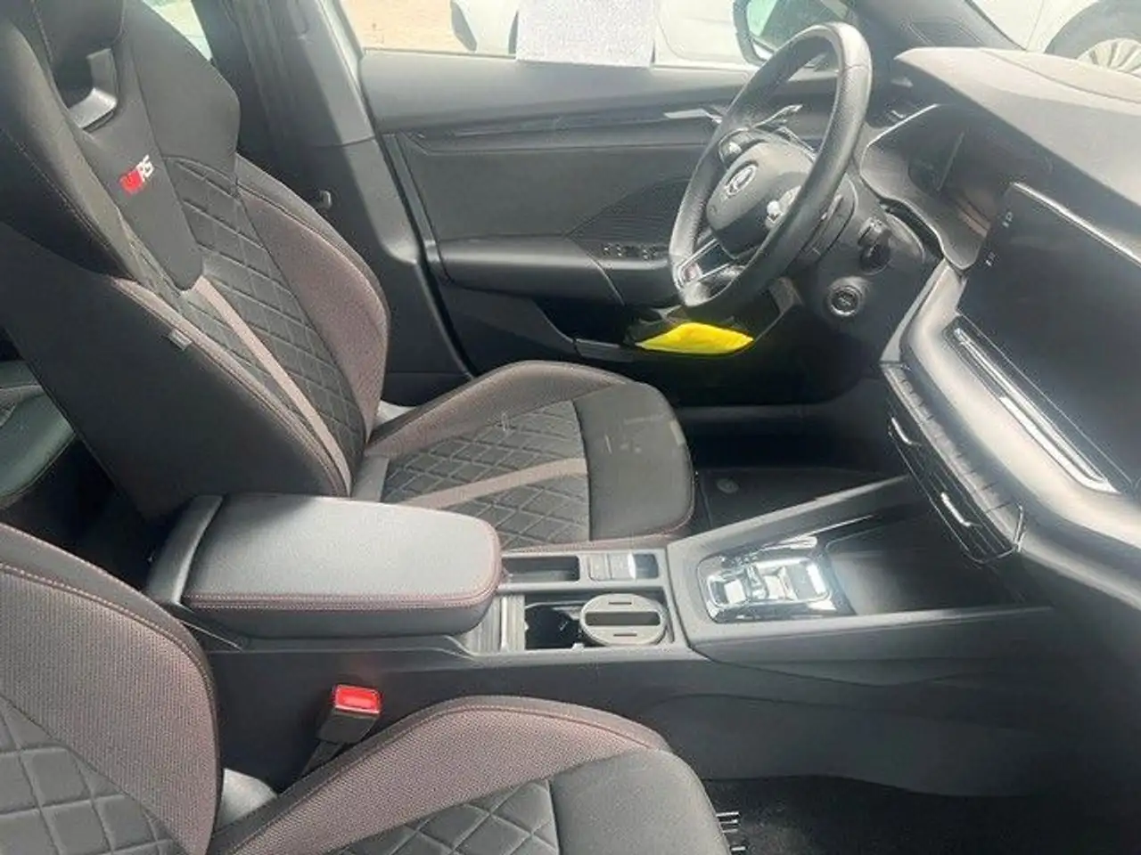 Skoda Octavia Combi RS Automatik — Galería del vehículo 8