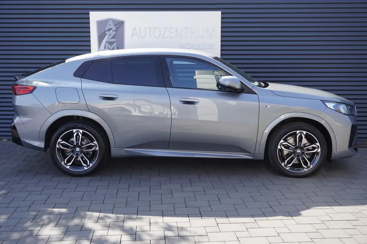 BMW X2 sDrive20i M-SPORTPAKET|SHADOW|360°|LED|HEADUP — معرض صور السيارة 5