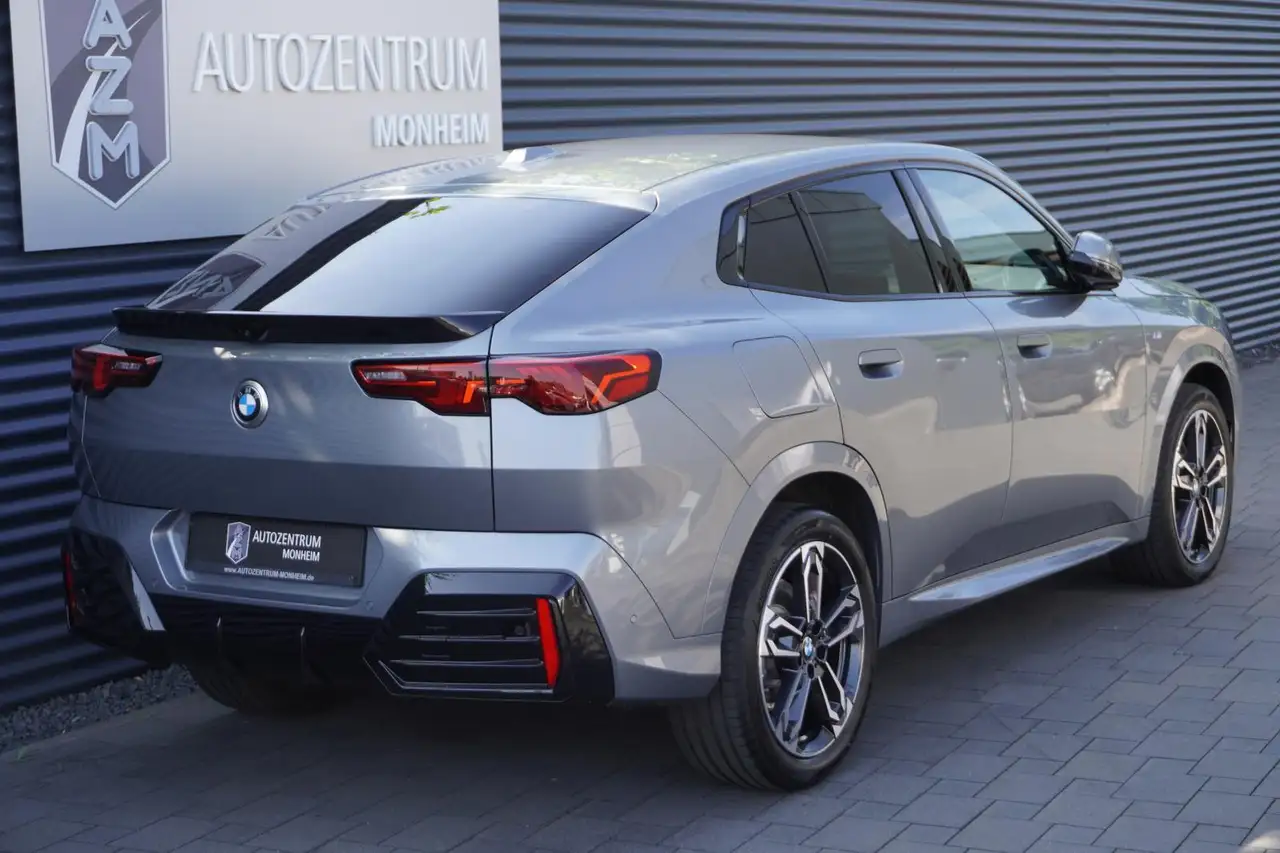 BMW X2 sDrive20i M-SPORTPAKET|SHADOW|360°|LED|HEADUP — معرض صور السيارة 9