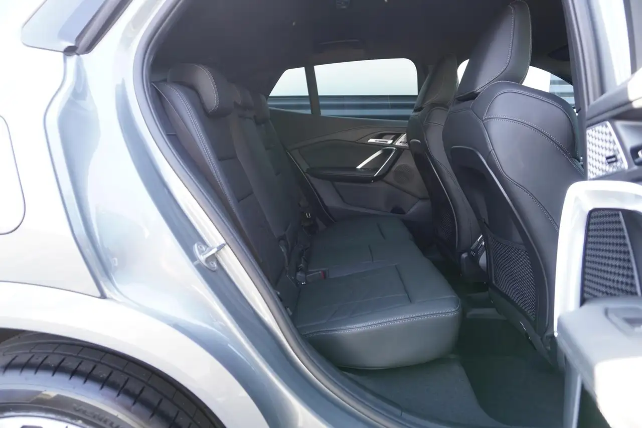 BMW X2 sDrive20i M-SPORTPAKET|SHADOW|360°|LED|HEADUP — معرض صور السيارة 19