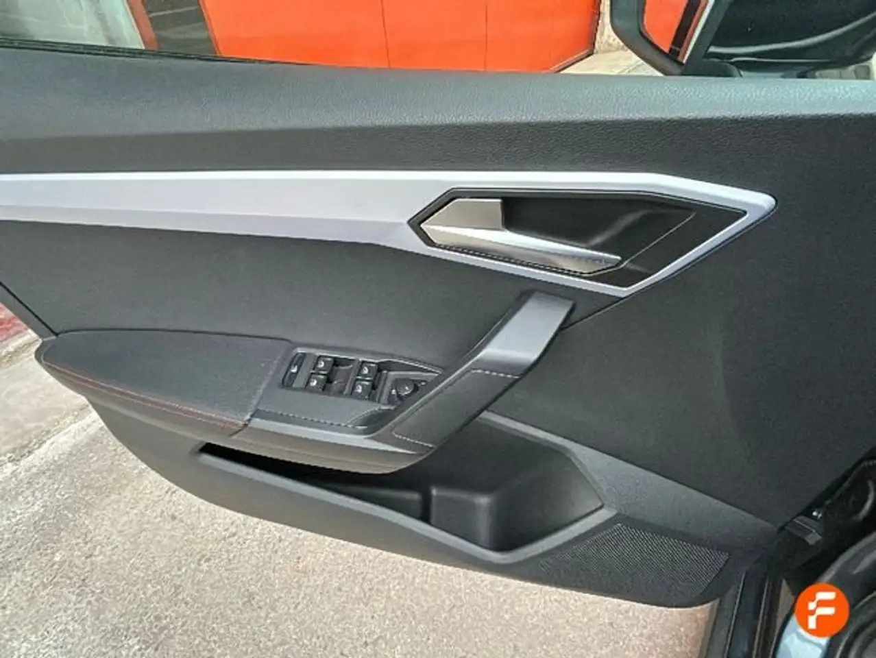 SEAT Arona 1.0 TSI 81kW (110CV) FR XL RX — Vehicle gallery 14