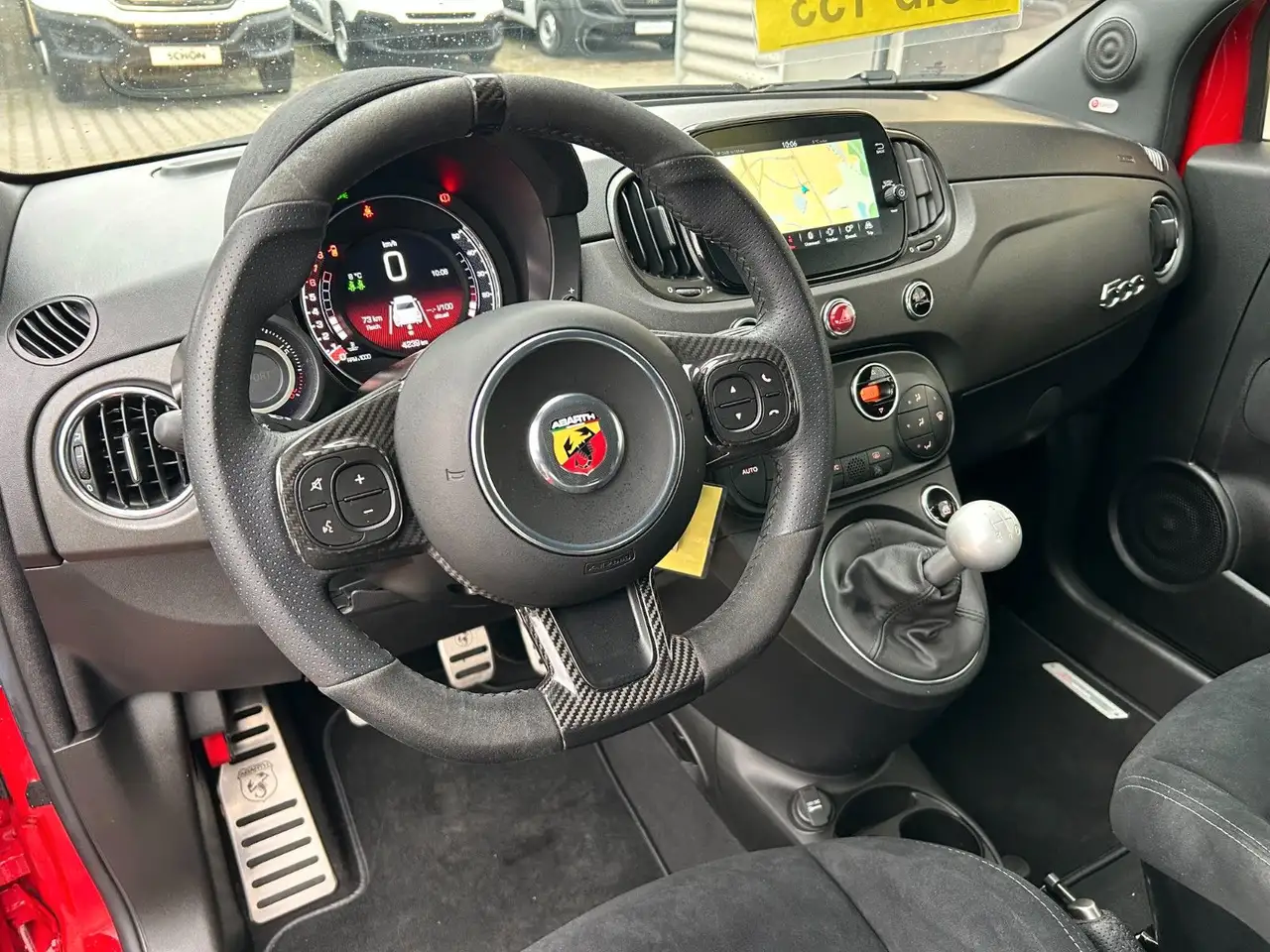 Abarth 695 — Vehicle gallery 9