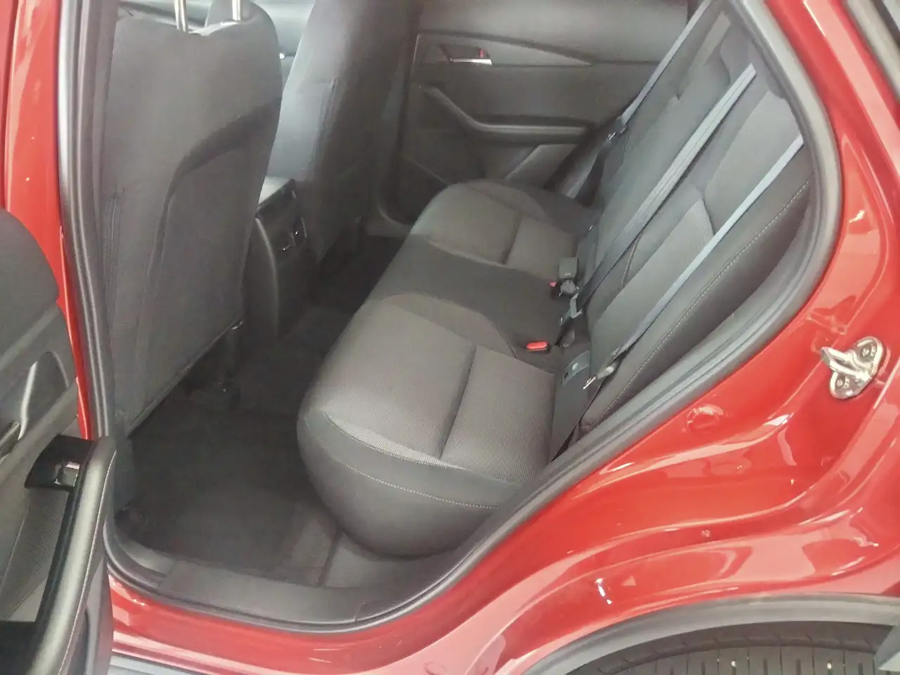 Mazda CX-30 2.0 e-Skyactiv-G Exclusive Line Plus FWD 110kW — Vehicle gallery 10