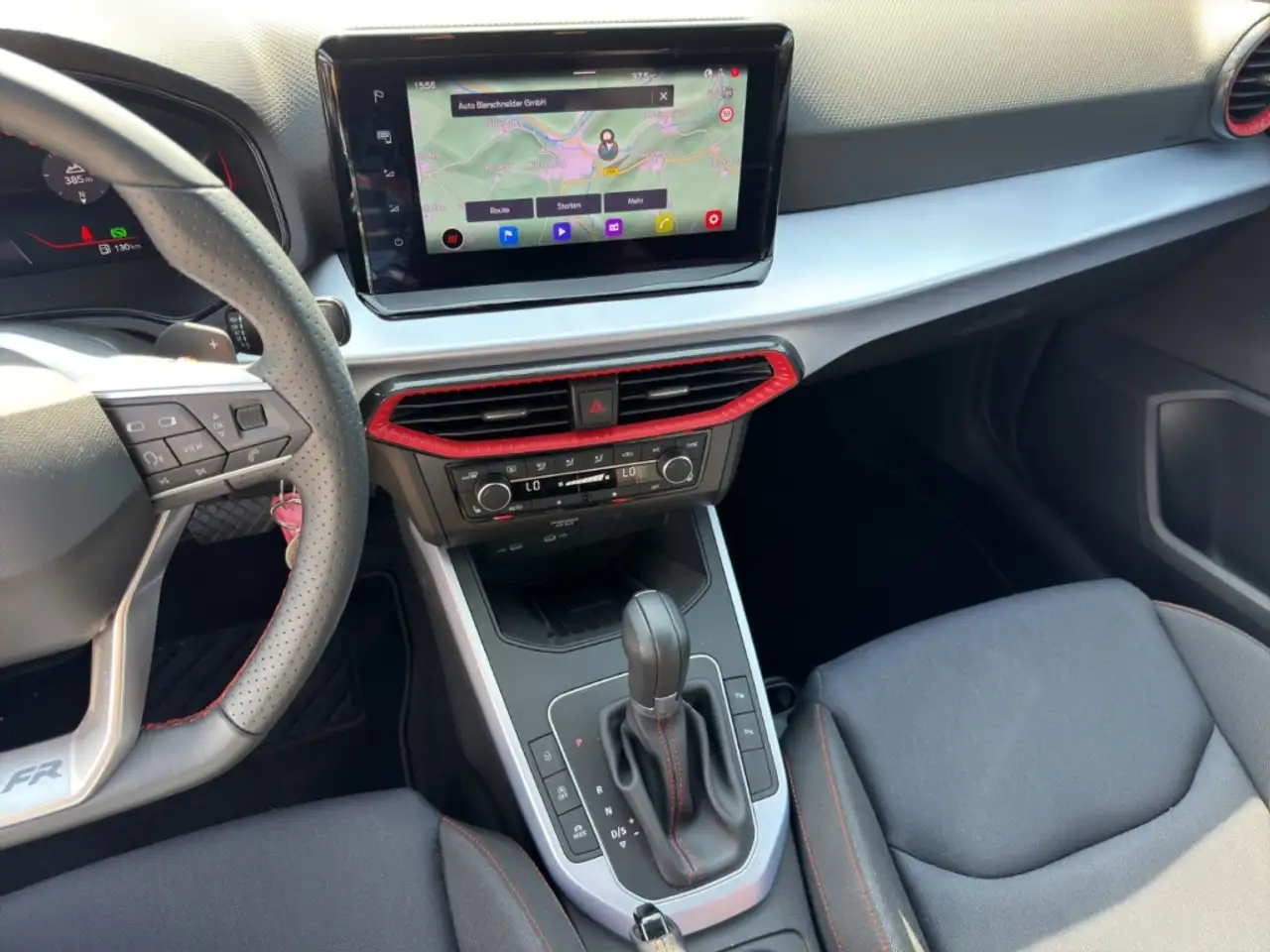 SEAT Arona 1.0 TSI DSG FR NAVI LED KAMERA FULL LINK PDC DAB S — Galería del vehículo 26