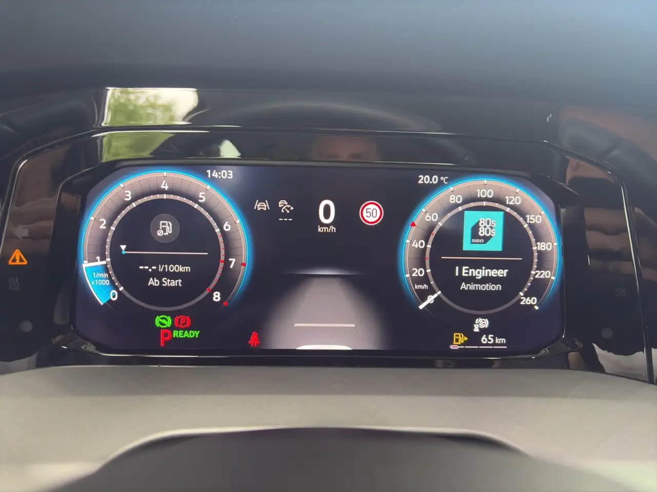 Volkswagen Golf 1.5 eTSI Life DSG LED+ACC+DigCockpit — Galería del vehículo 10