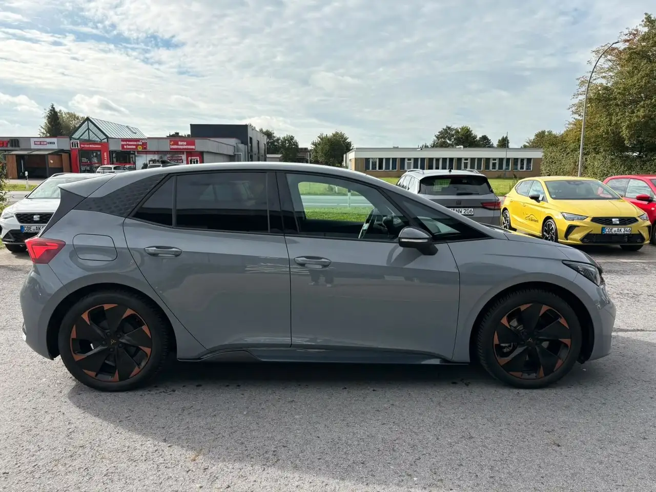 CUPRA Born 150 kW *GJR*Winterpaket*5j Garantie* — Vehicle gallery 4