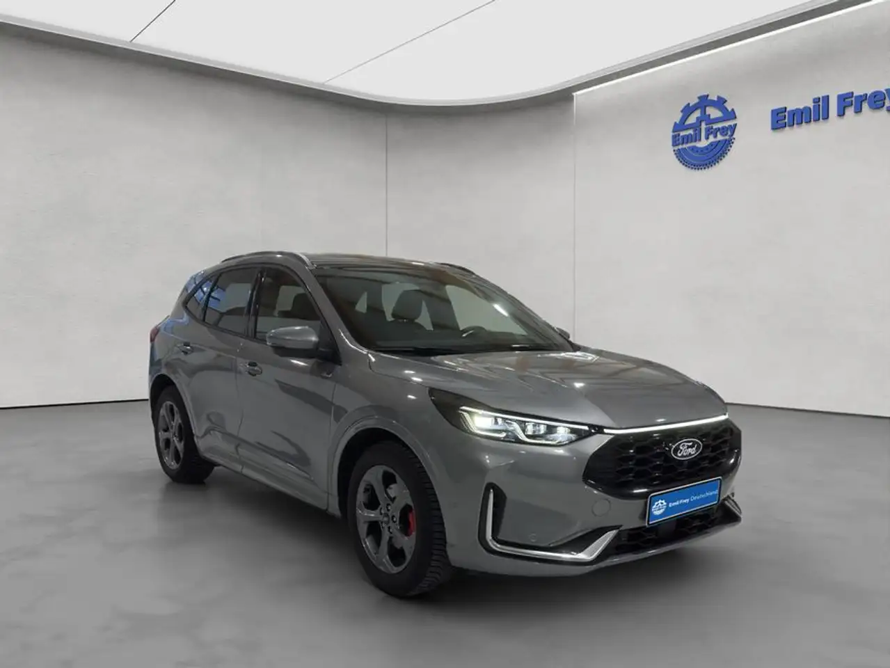 Ford Kuga 1.5 EcoBoost ST-LINE X — معرض صور السيارة 8