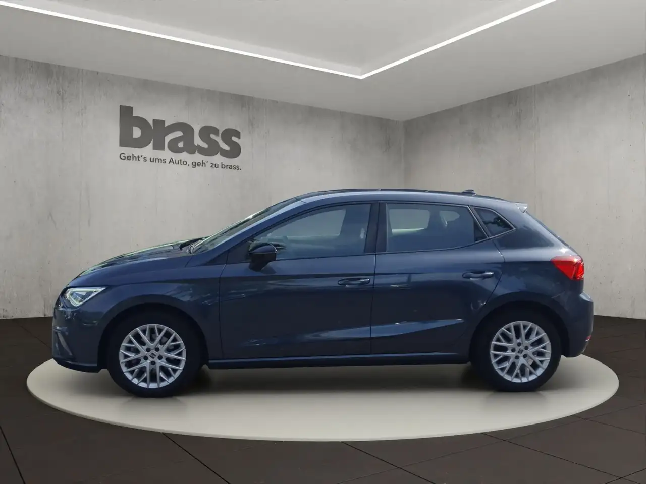 SEAT Ibiza 1.0 TSI FR Allwetterreifen Einparkhilfekam — معرض صور السيارة 2