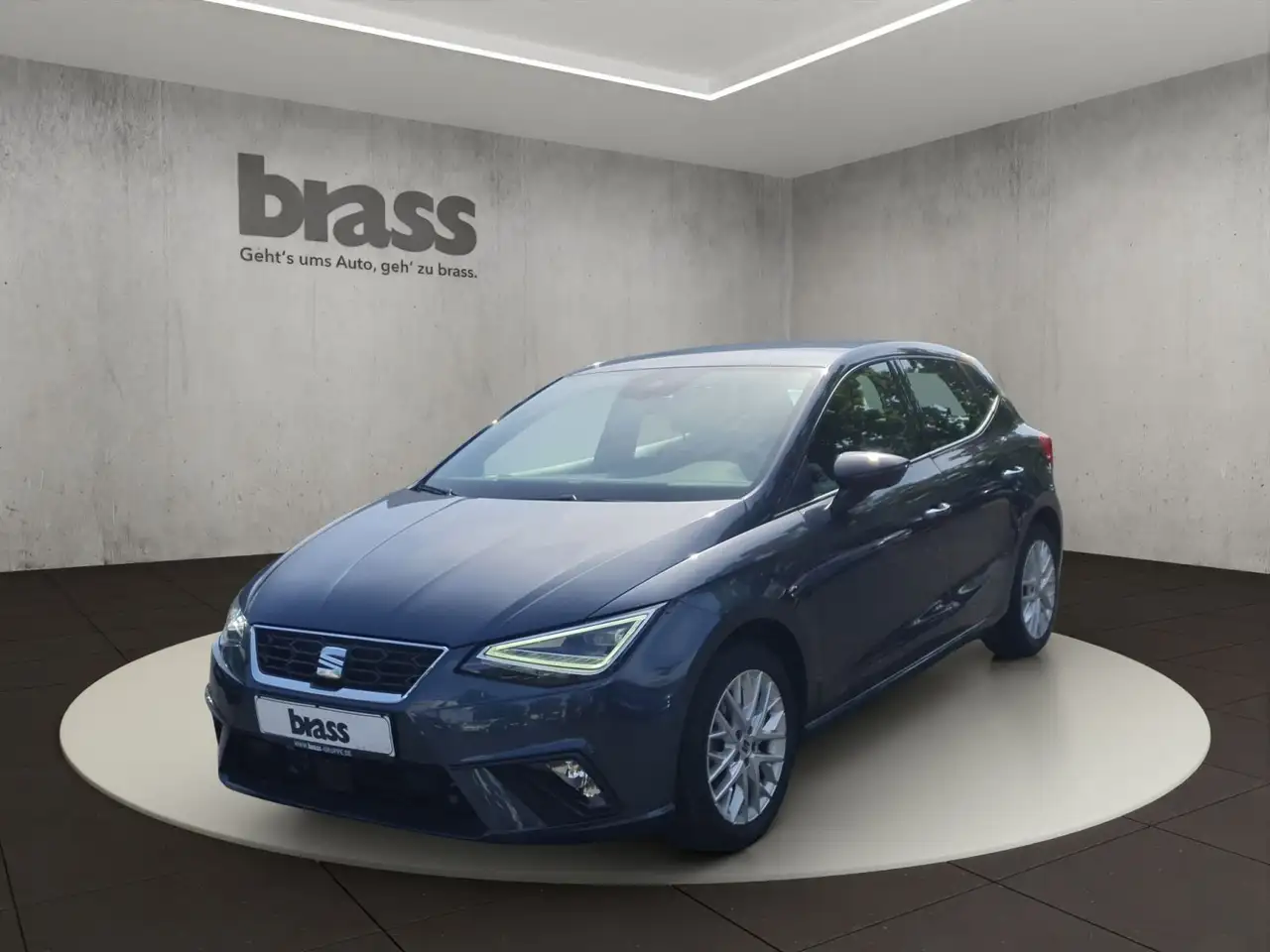 SEAT Ibiza 1.0 TSI FR Allwetterreifen Einparkhilfekam — Offenbach