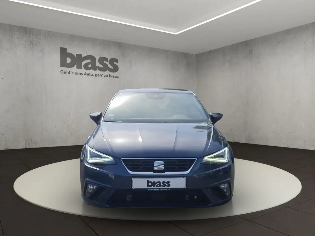 SEAT Ibiza 1.0 TSI FR Allwetterreifen Einparkhilfekam — معرض صور السيارة 8