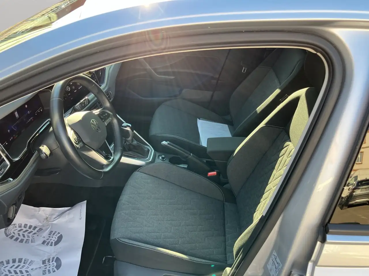 Volkswagen Polo MOVE 1.0 TSI DSG Navi LED VirtualCockpit — Vehicle gallery 11