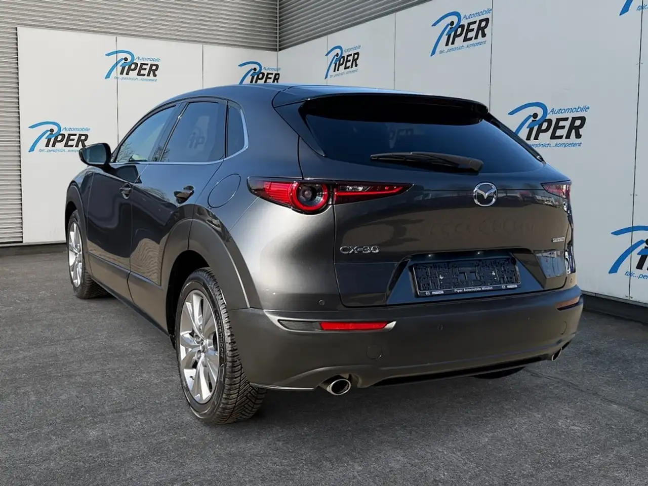 Mazda CX-30 2.5L e-SKYACTIV G 140ps Takumi Leder PDC 360° SHZ — Vehicle gallery 3