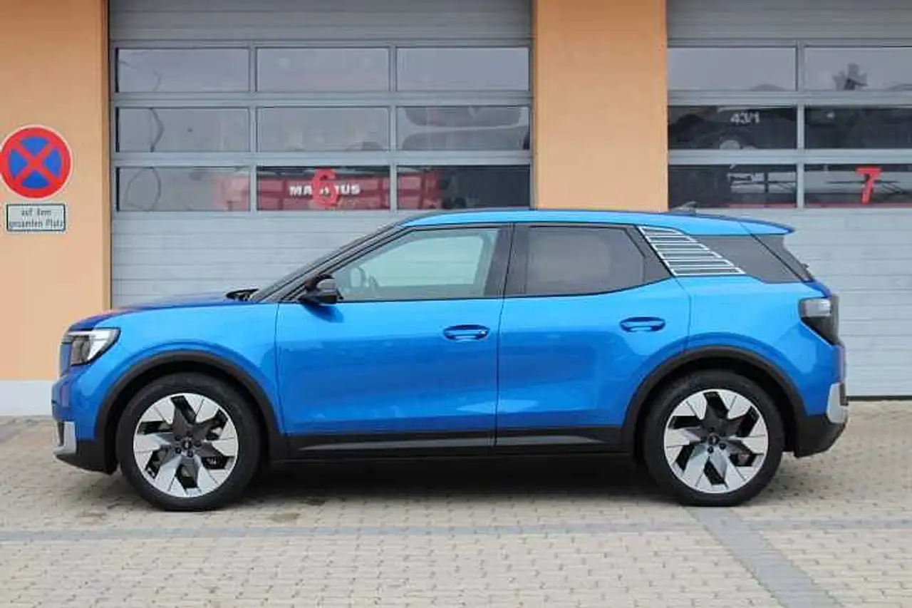 Ford Explorer Premium 77kWh Range Ext. RWD PANO AHK — Galería del vehículo 25