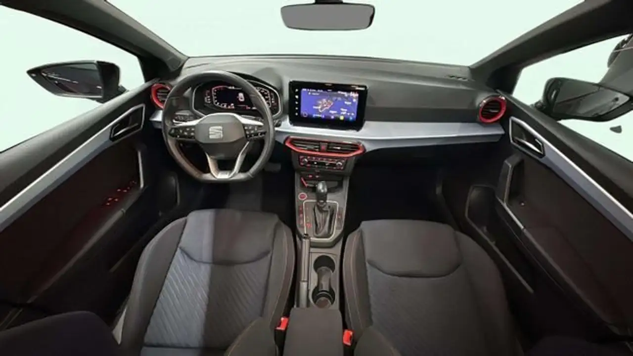 SEAT Ibiza 1.5 TSI S&S FR Salta DSG 150 — معرض صور السيارة 7