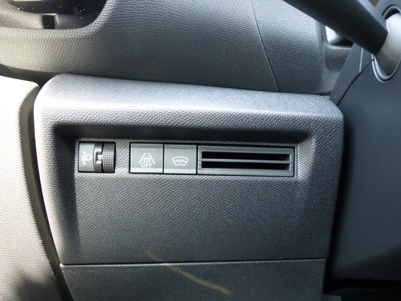 Citroen C4 PureTech 130 S&S Plus *Kälte Paket* — Galería del vehículo 11