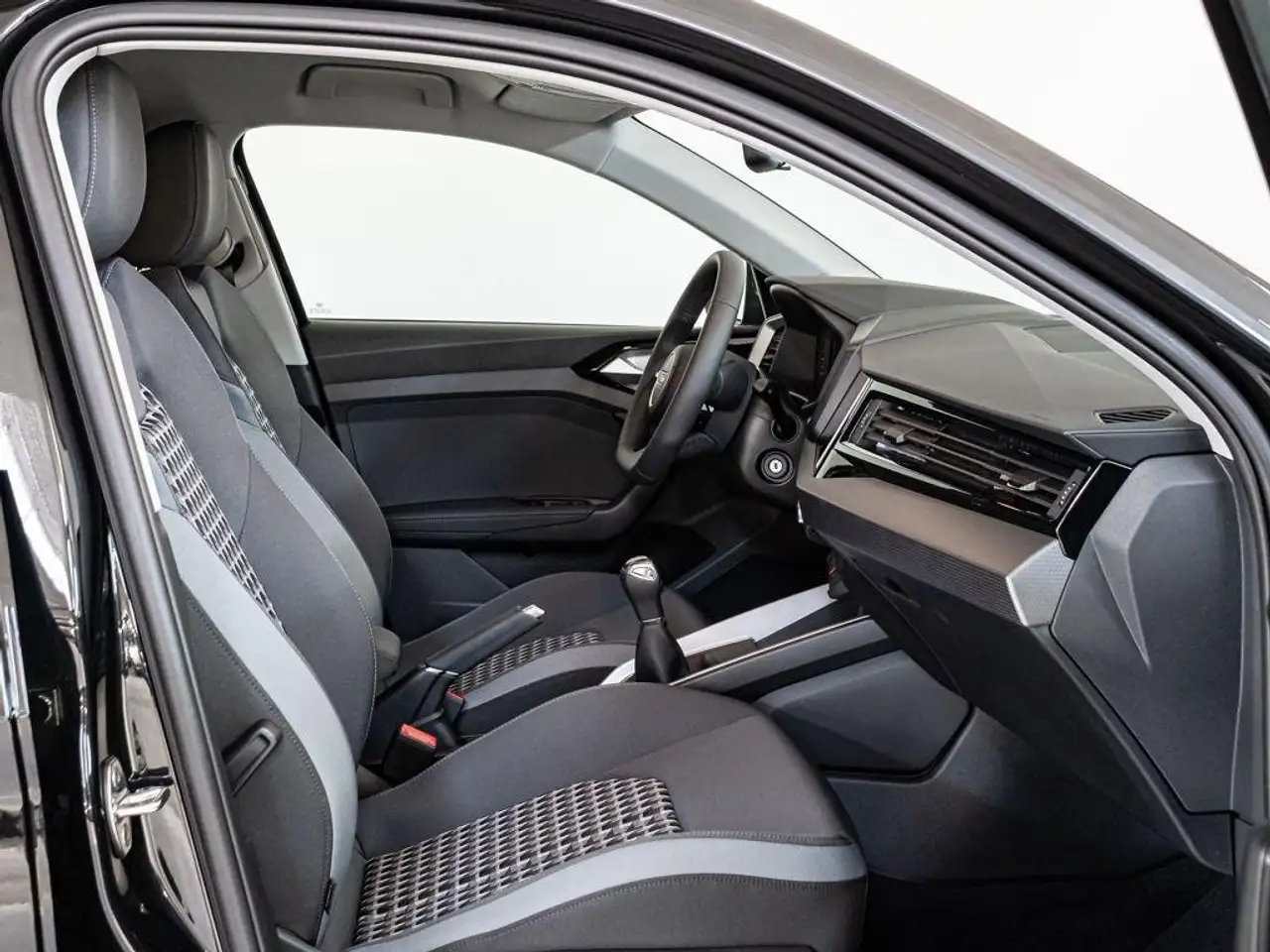 Audi A1 30 TFSI Adrenalin Black Edition 85kW — Galería del vehículo 8