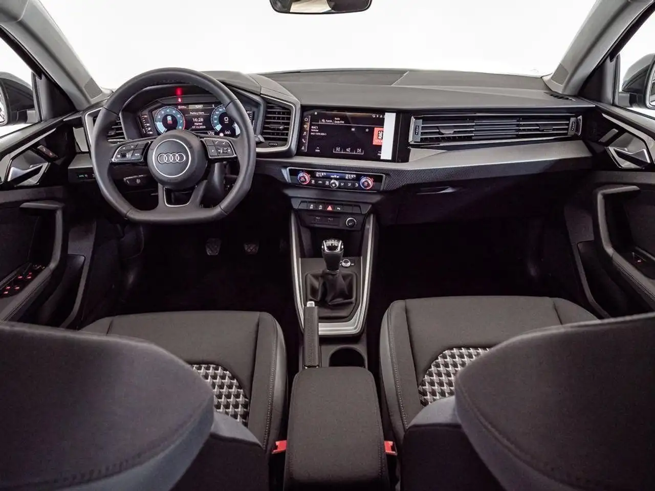 Audi A1 30 TFSI Adrenalin Black Edition 85kW — Galería del vehículo 6