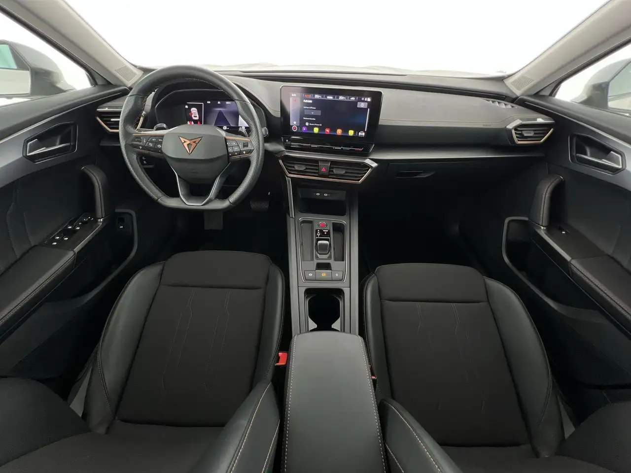 CUPRA Formentor 4Drive 2.0 TSI*Full-Link*RFK*LKH*uvm — Galería del vehículo 8