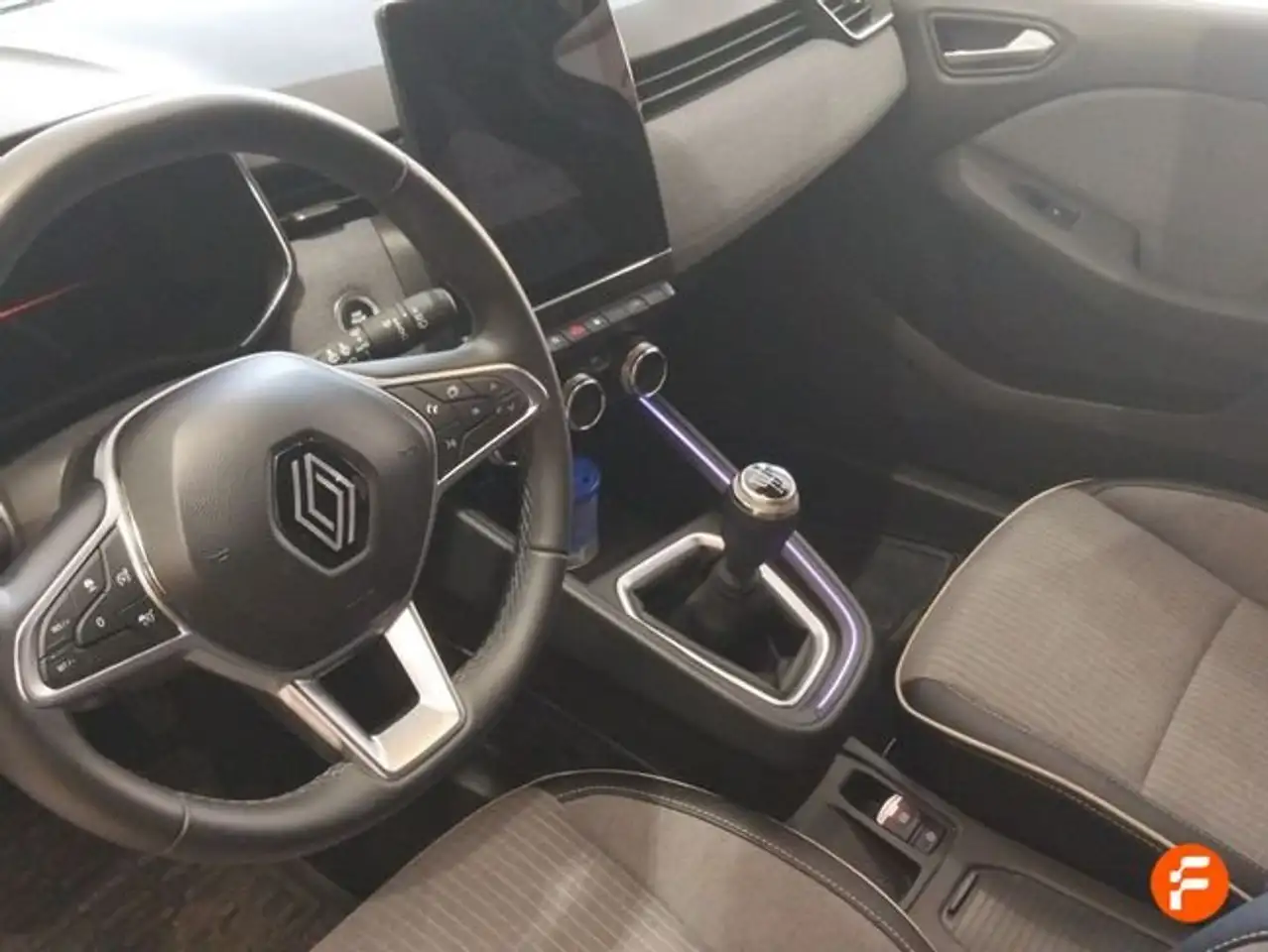 Renault Clio Techno TCe 90 (67kw) — Galería del vehículo 7