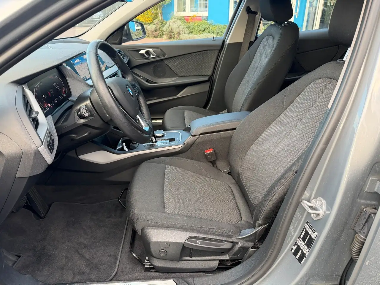 BMW 120 Baureihe 1 Lim. 120 i Advantage — Vehicle gallery 10