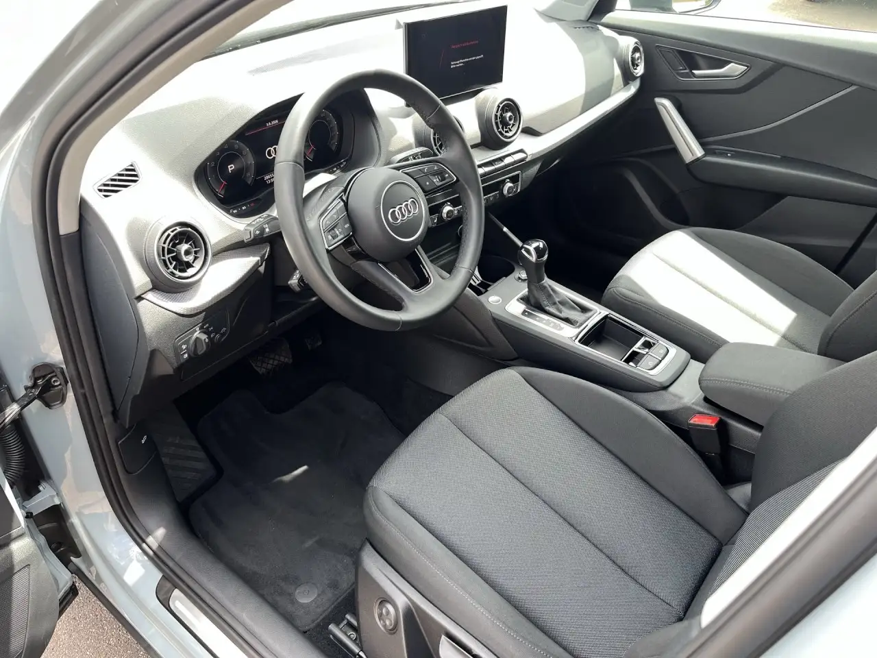 Audi Q2 advanced 35 TFSI S tronic MatrixLED Klima — Vehicle gallery 7