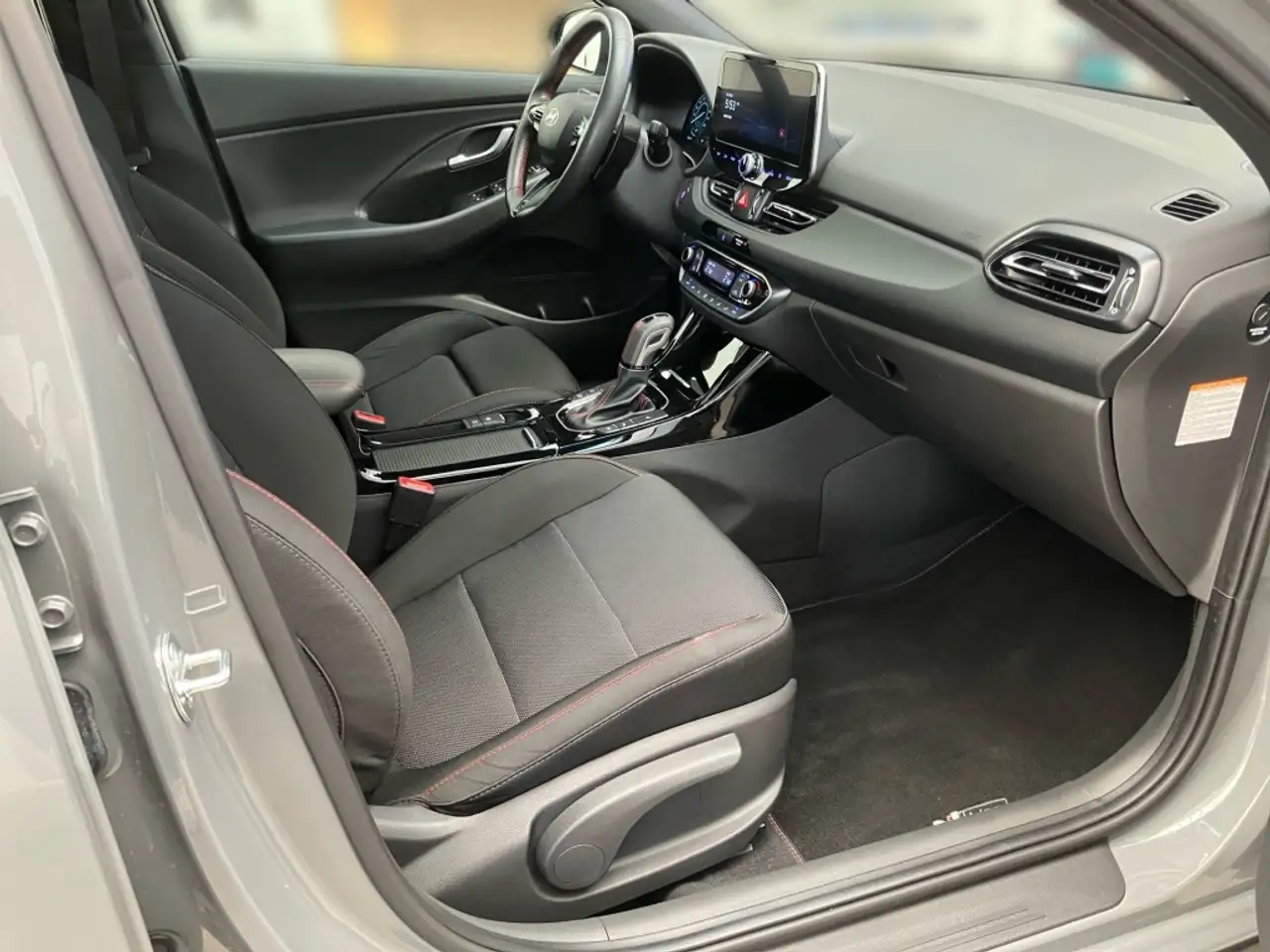 Hyundai i30 1.5 T-GDI 7-DCT N-Line 2xKlima ACC AUT Kam. — معرض صور السيارة 14
