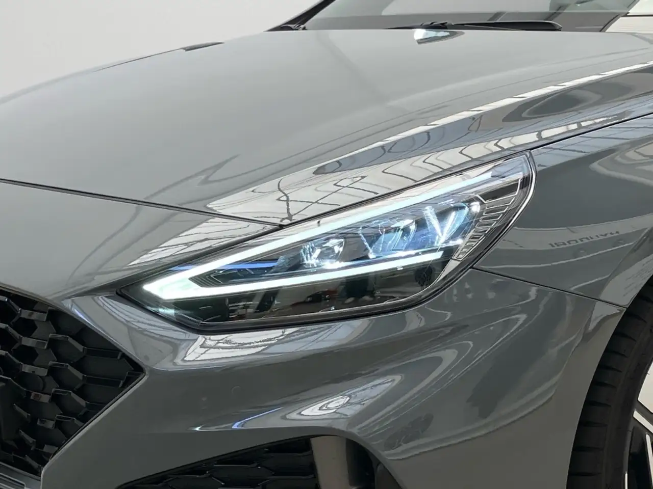 Hyundai i30 1.5 T-GDI 7-DCT N-Line 2xKlima ACC AUT Kam. — معرض صور السيارة 5