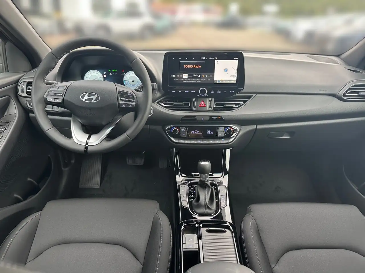 Hyundai i30 i30 1.0 T-GDI Advantage 7-DCT 2WD Navi/Klima LED — Vehicle gallery 11
