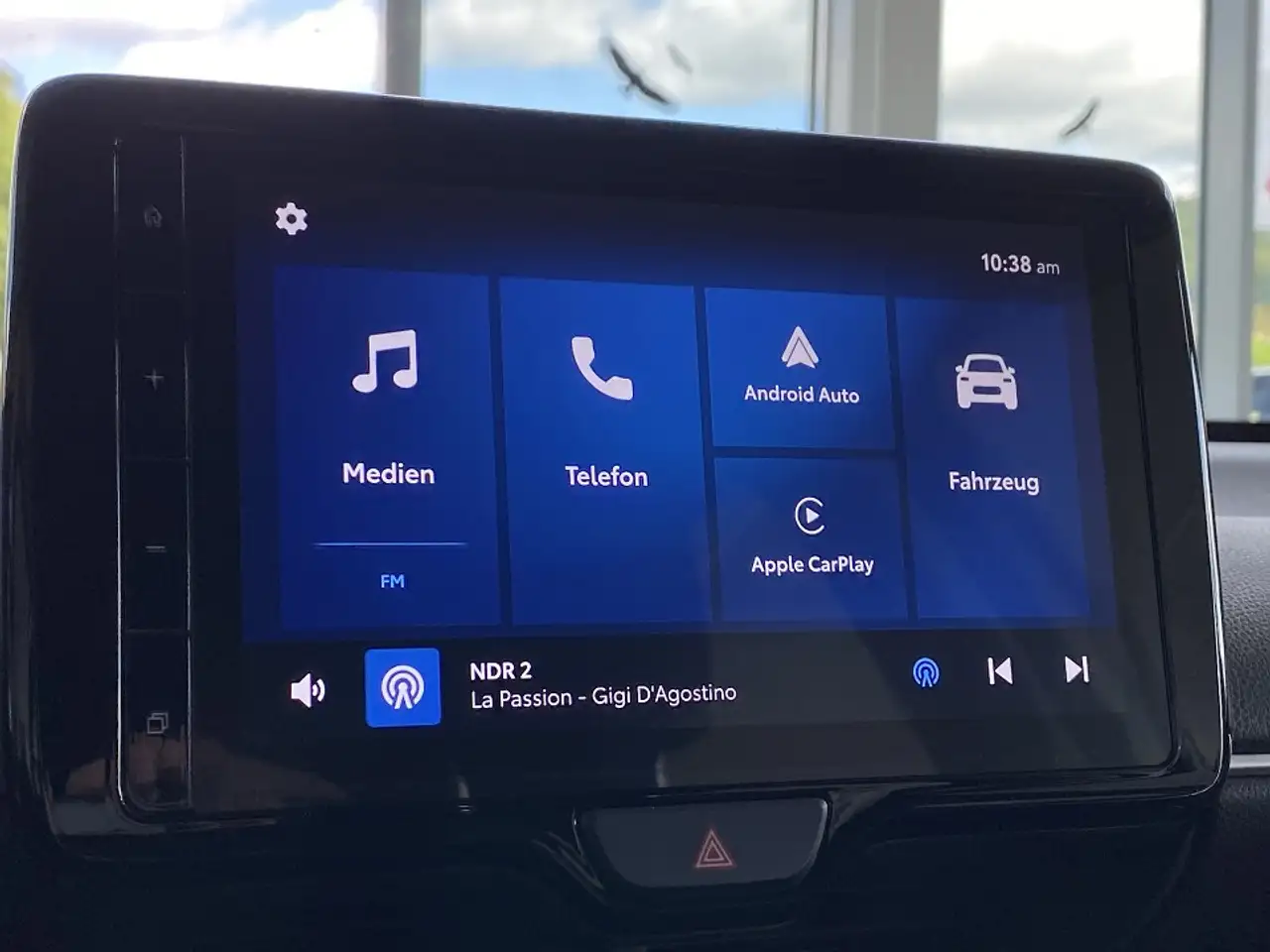 Mazda 2 Hybrid 1.5 Exclusive AUTOMATIK PDC, SHZ, Android & — معرض صور السيارة 11