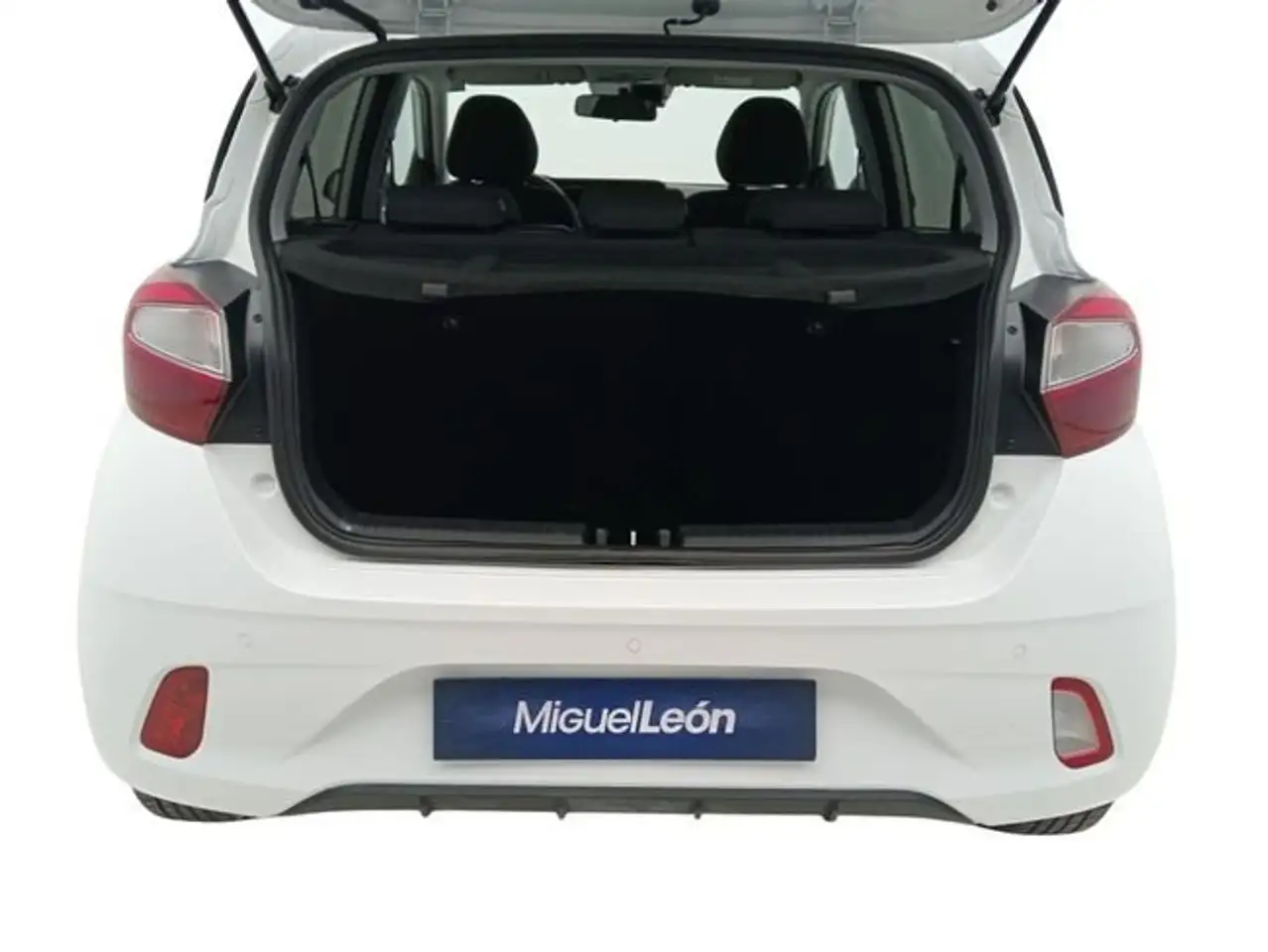 Hyundai i10 1.0 Klass — Vehicle gallery 27