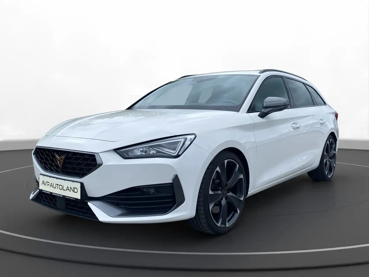 CUPRA Leon Sportstourer 2.0 TSI DSG | NAVI | LED | — معرض صور السيارة 2