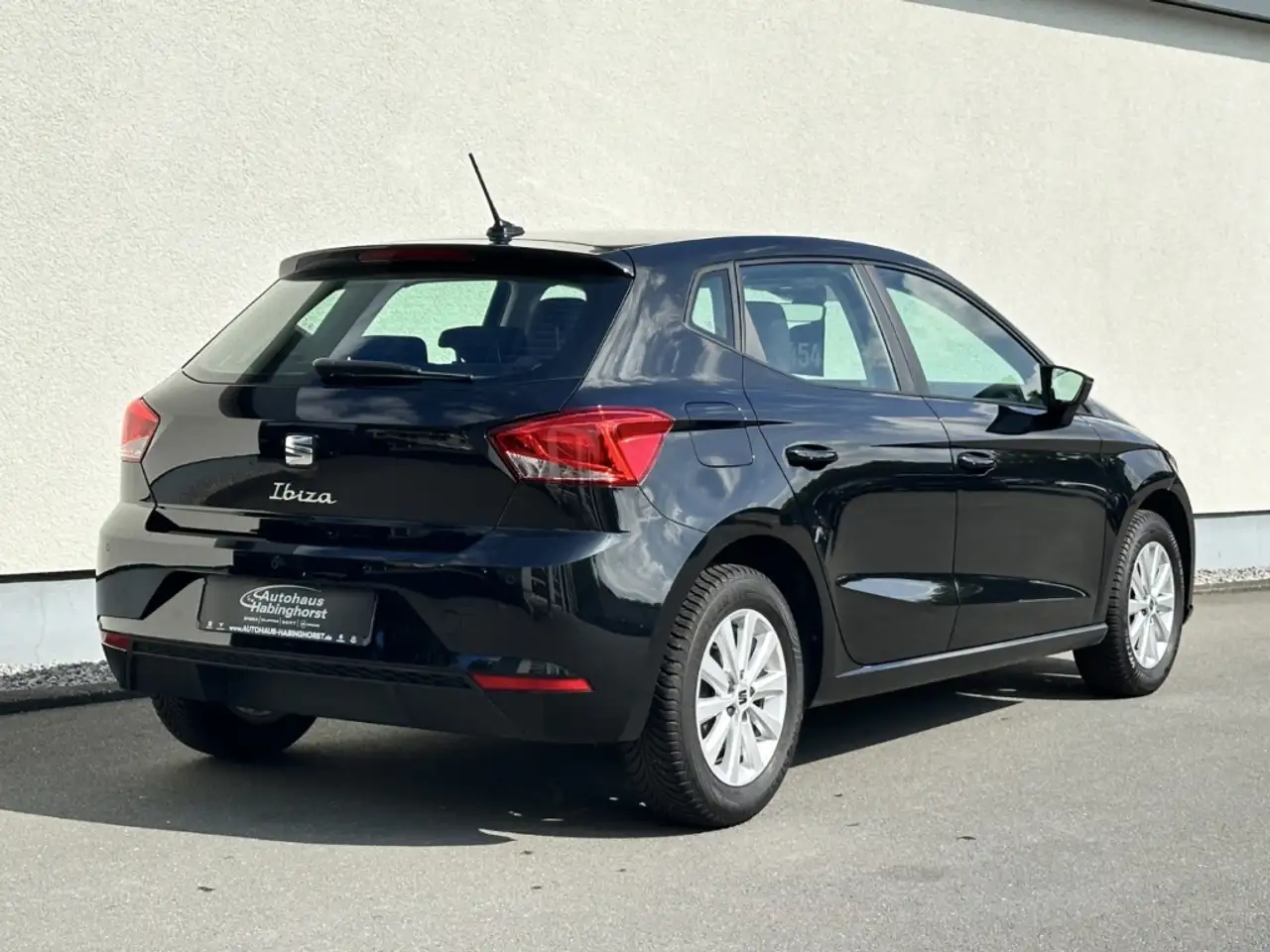 SEAT Ibiza 1.0 TSI Style Edition GJR Shz FullLink Tempo — Vehicle gallery 4