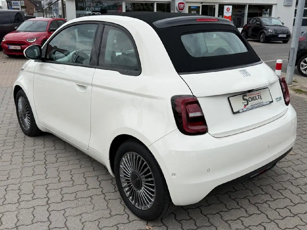Fiat 500e Basis — Vehicle gallery 4