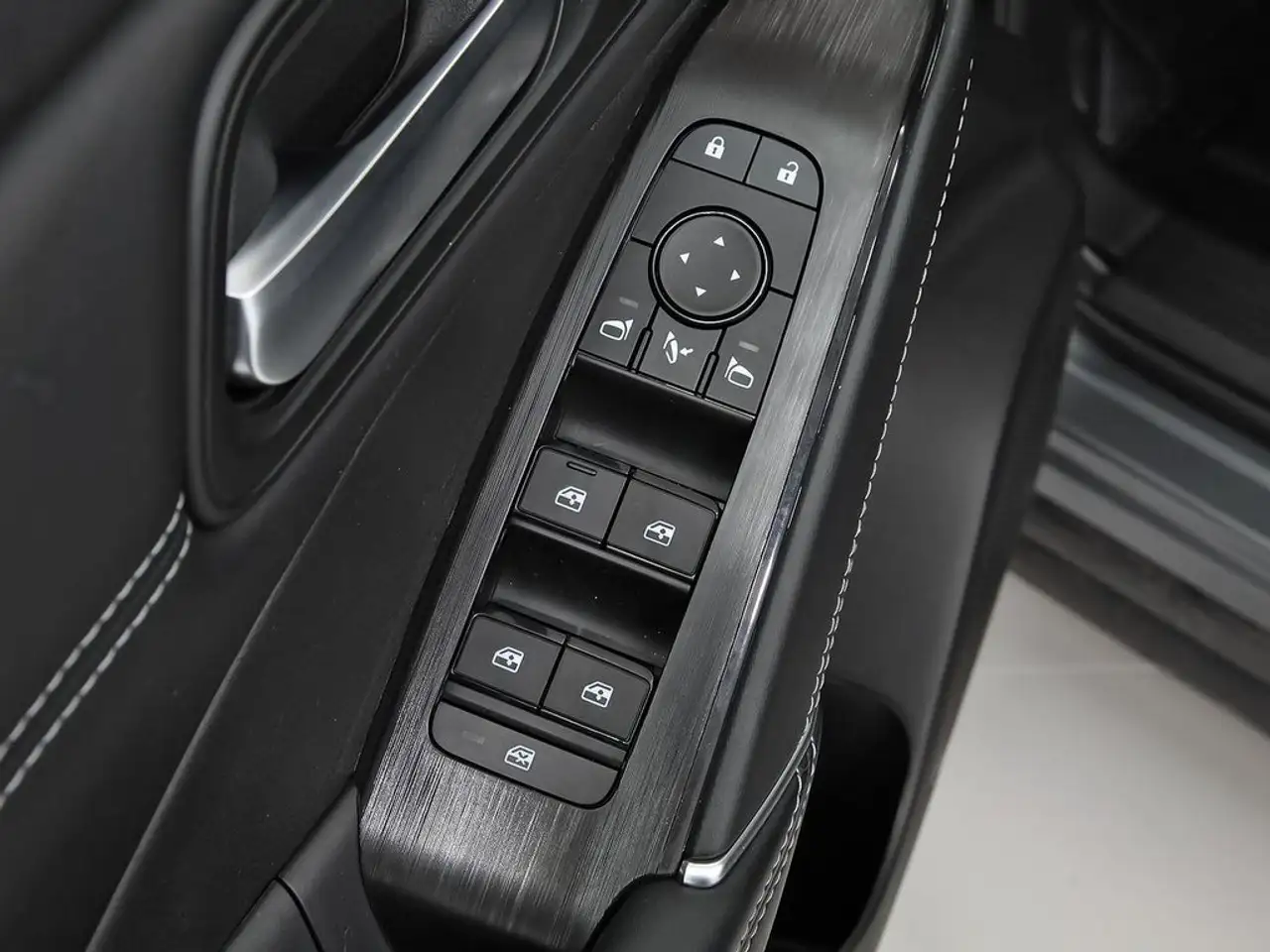 Nissan Qashqai DIG-T 103kW N-Connecta — Galería del vehículo 12