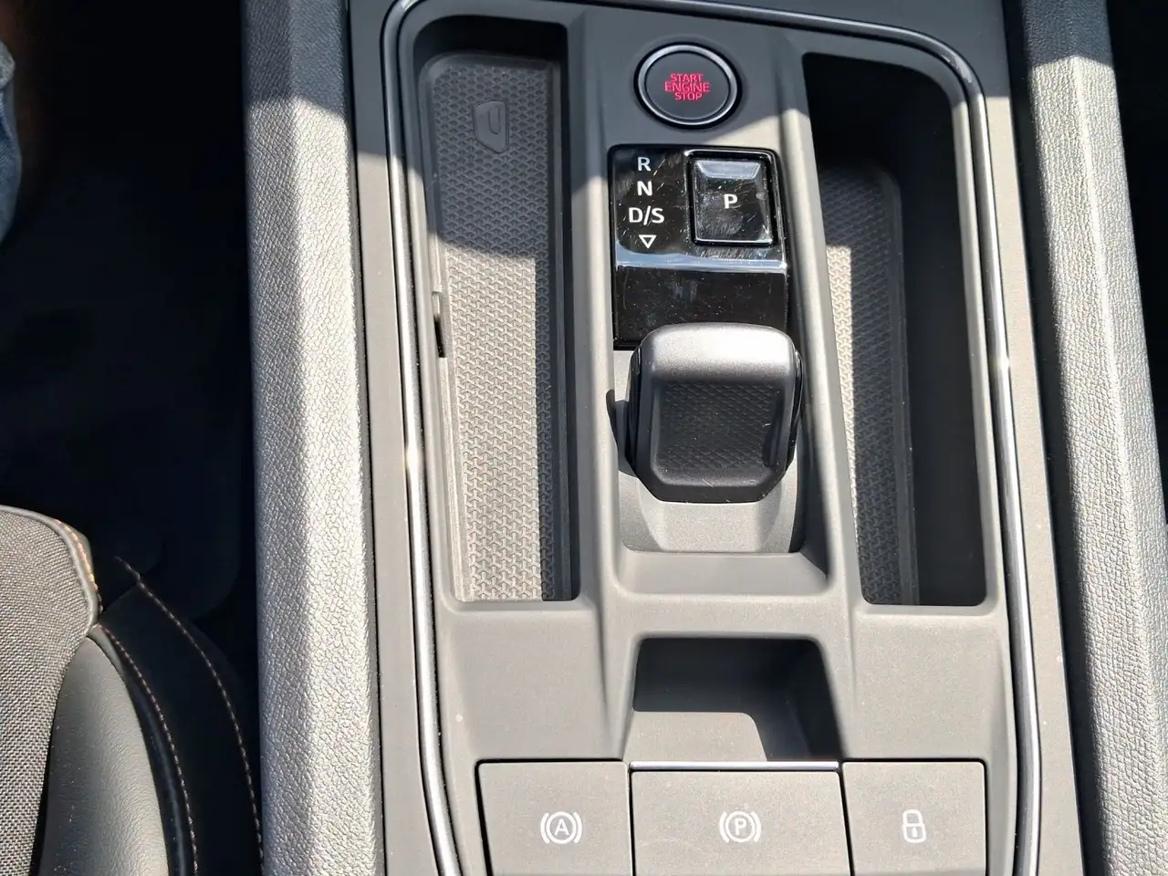CUPRA Formentor 1.5 TSI DSG AHK LM19 KAMERA eKLAPPE — معرض صور السيارة 11
