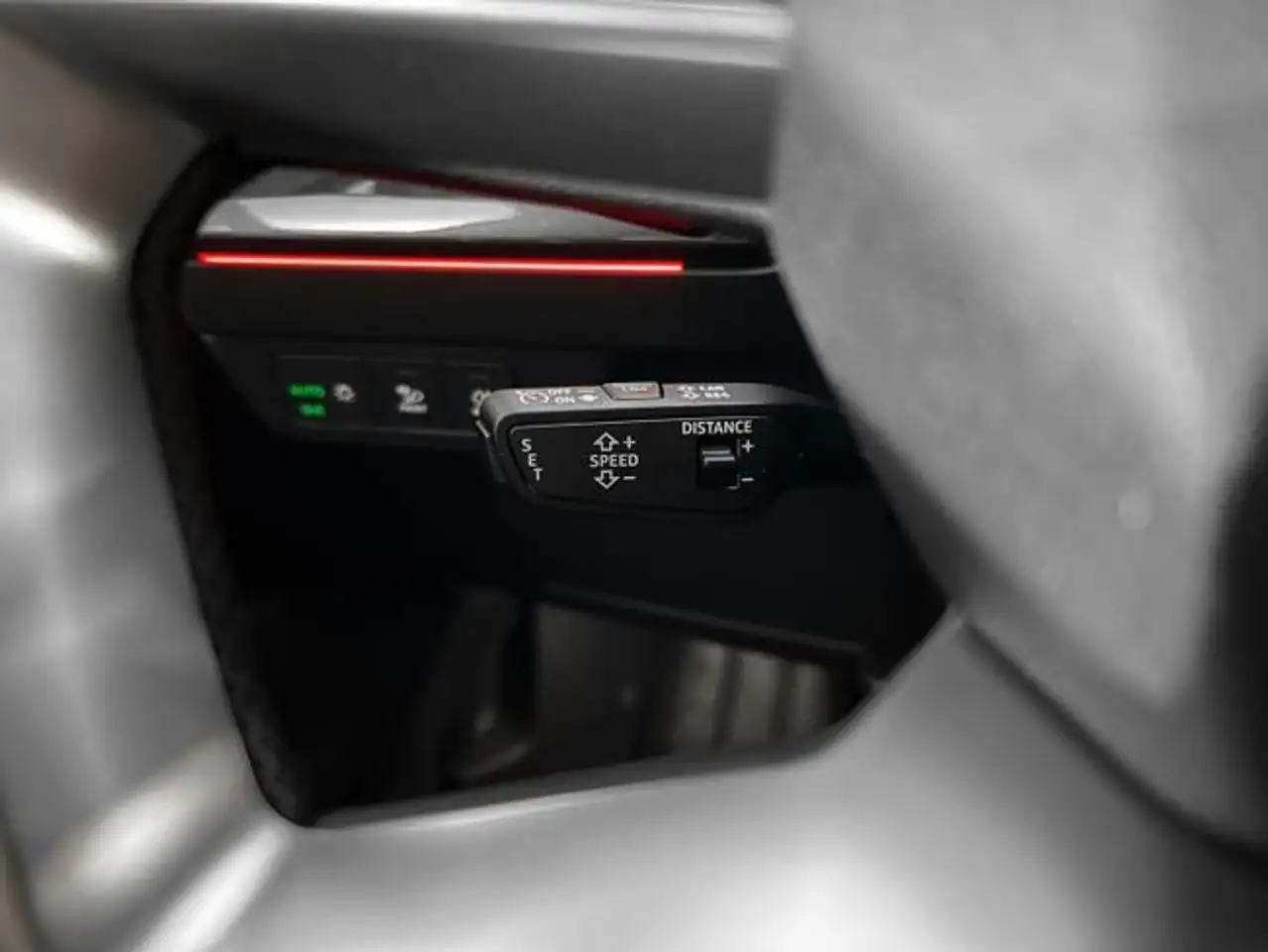 Audi Q4 e-tron Sportback 45 S line 210 kW (285 CV) quattro — معرض صور السيارة 17